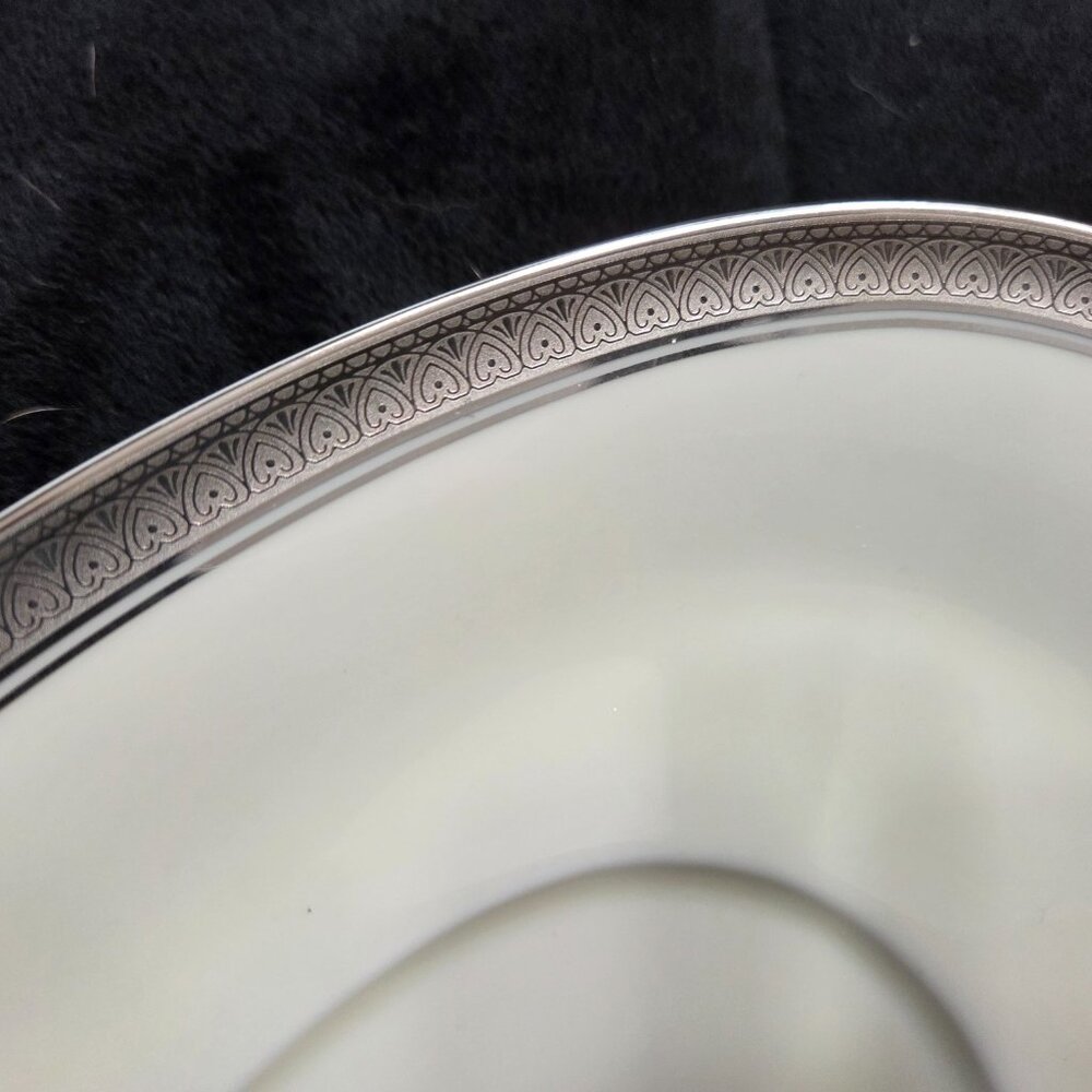 MIKASA PALATIAL PLATINUM   GRAVY BOAT WITH DISH - Picture 3 of 3